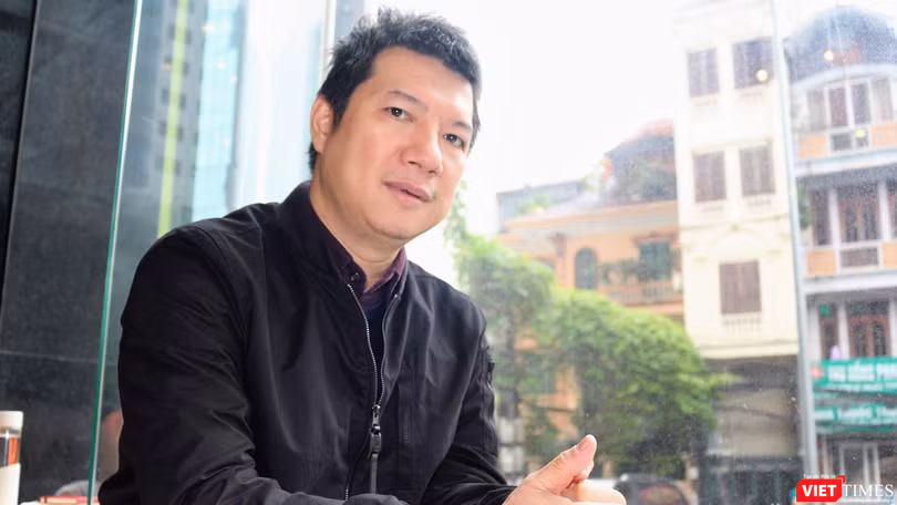 Bình luận viên Quang Huy