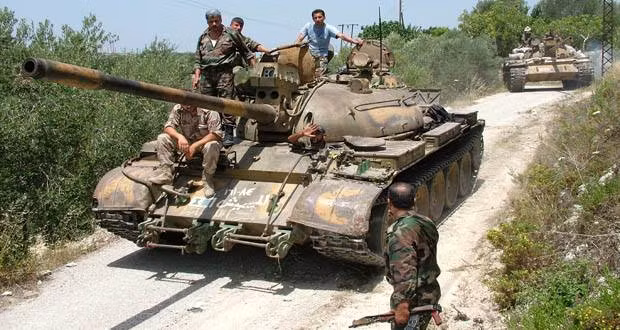 Lữ đoàn dù 104 Vệ binh Cộng hòa tấn công theo quốc lộ Ezzor-Mayadeen Syria