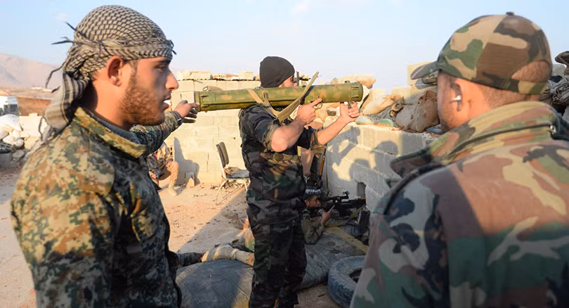 Quân đội Syria giành thắng lợi ở Deir Ezzor nhưng đối đầu xung đột với người Kurd ở Qamishli