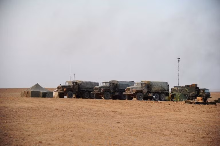 Quân đội Syria đánh phá ác liệt IS cố thủ sào huyệt al-Bukamal ảnh 7
