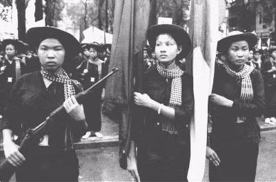 Bóng hồng Việt Nam - trên cả anh hùng - (phần 2) ảnh 41 Bóng hồng Việt Nam - trên cả anh hùng - (phần 2) ảnh 41