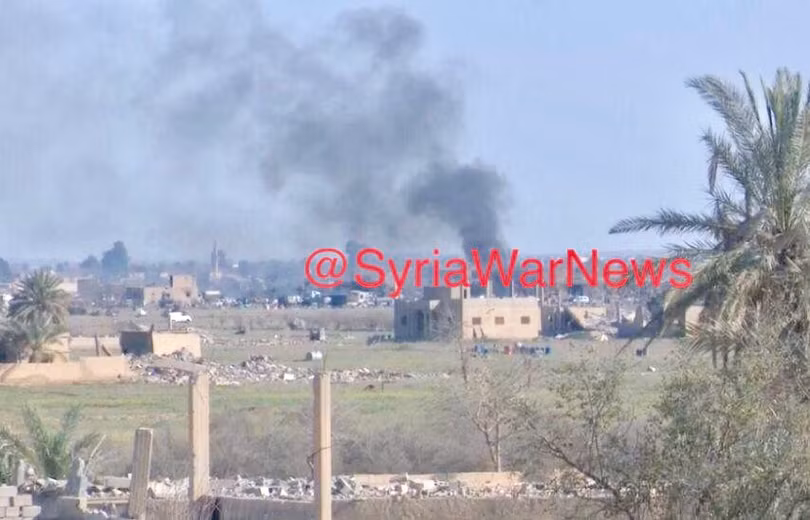 Pháo binh tên lửa, không quân Lực lượng Dân chủ Syria (SDF) và Liên quân Mỹ đánh phá chiến tuyến IS ở Baghouz, Deir Ezzor.