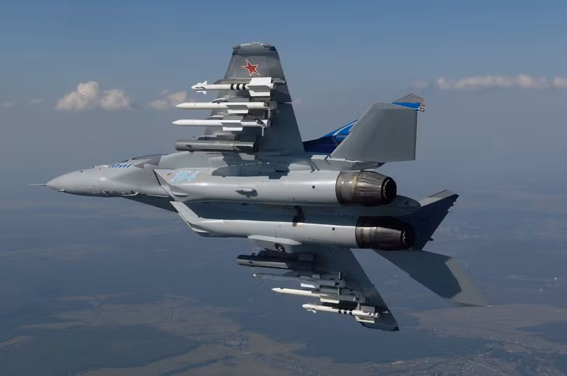 MiG-35. 