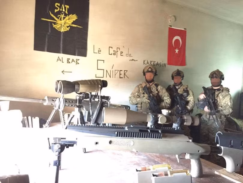 Lính đặc nhiệm Thổ Nhĩ Kỳ trong một vị trí gần thành phố Al-Bab