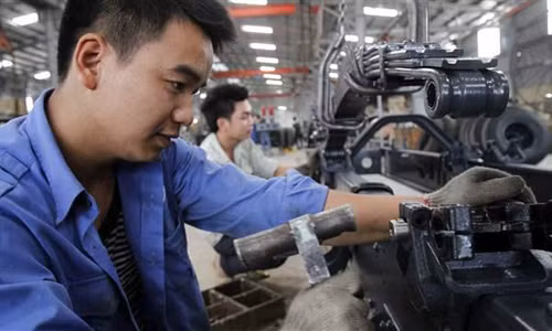 Thu nhập bình quân đầu người tính theo ngang giá sức mua (PPP) ước đạt 5.600 USD vào cuối năm 2015.