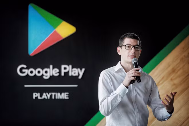 Nguyen Ha Dong xuat hien o su kien Google voi dien mao moi hinh anh 8