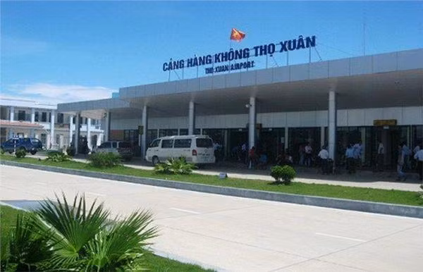 Nhà ga hành khách ngày khai trương chuyến bay 5/2/2013 Nhà ga hành khách ngày khai trương chuyến bay 5/2/2013