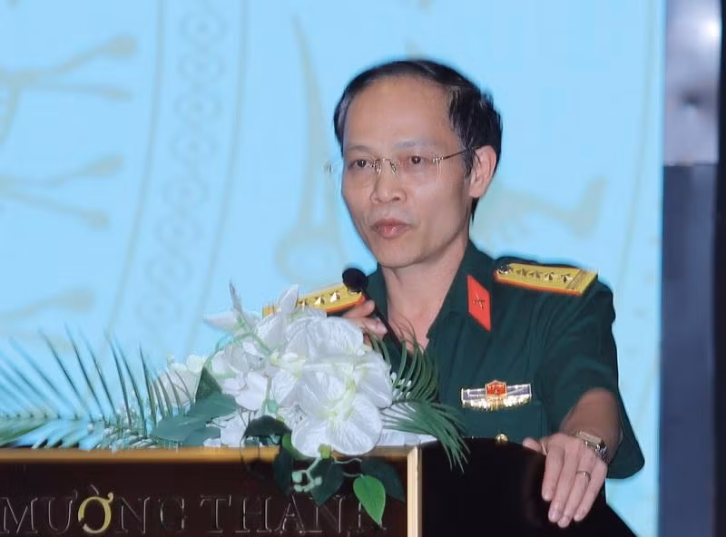 Đại biểu tham luận tại hội nghị