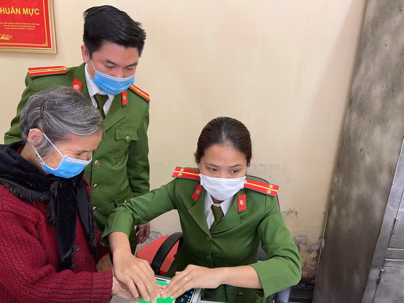 Làm thẻ căn cước mới co công dân