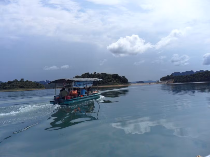 Hồ Bến En Hồ Bến En