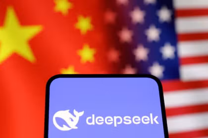 Mỹ hoãn đưa công ty trí tuệ nhân tạo DeepSeek vào danh sách đen thương mại để tránh leo thang căng thẳng. Ảnh: Reuters.