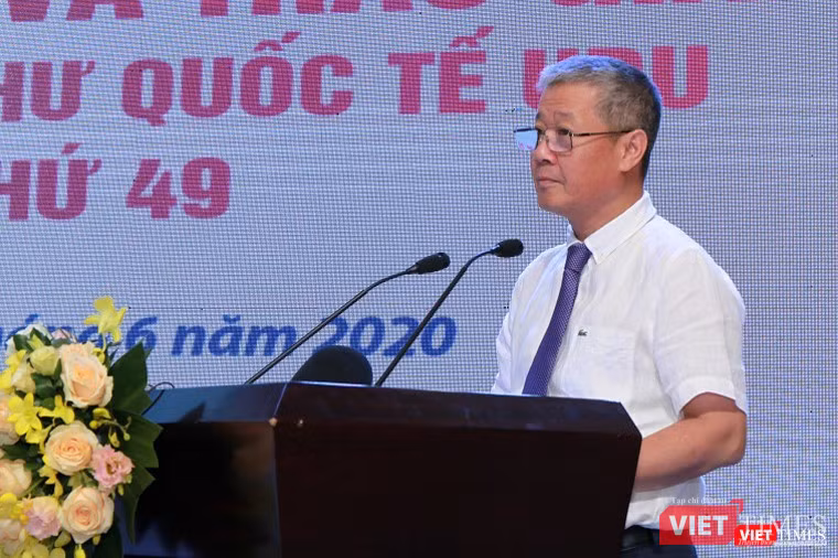 Thứ trưởng Bộ TT&TT Nguyễn Thành Hưng phát biểu cảm nghĩ tại Lễ trao giải UPU 49 năm 2020. Thứ trưởng Bộ TT&TT Nguyễn Thành Hưng phát biểu cảm nghĩ tại Lễ trao giải UPU 49 năm 2020.