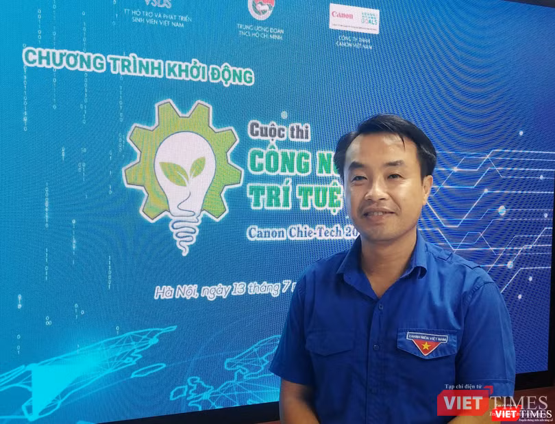 “Tiết kiệm là tinh thần Chie-tech, Ban giám khảo đánh giá cao những sản phẩm hiệu quả, bền vững, linh hoạt trong khi vẫn đảm bảo tinh thần tiết kiệm” - phát biểu của ông Nguyễn Thiên Tú, đại diện Ban tổ chức. “Tiết kiệm là tinh thần Chie-tech, Ban giám khảo đánh giá cao những sản phẩm hiệu quả, bền vững, linh hoạt trong khi vẫn đảm bảo tinh thần tiết kiệm” - phát biểu của ông Nguyễn Thiên Tú, đại diện Ban tổ chức.