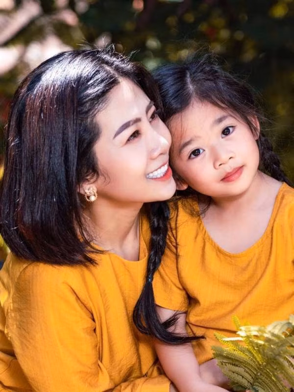 Diễn viên Mai Phương và con gái Lavie