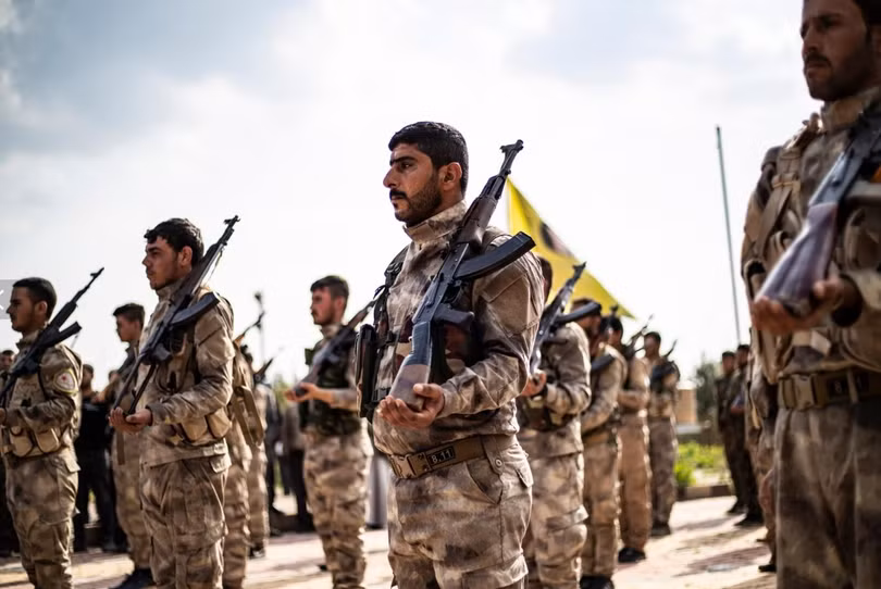 Lực lượng SDF mà Mỹ hậu thuẫn ở tỉnh Deir Ezzor, miền Đông Syria (Ảnh: AFP) Lực lượng SDF mà Mỹ hậu thuẫn ở tỉnh Deir Ezzor, miền Đông Syria (Ảnh: AFP)