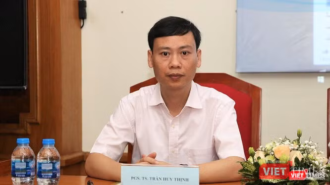 PGS.TS. Trần Huy Thịnh nhận định, xét nghiệm gộp COVID-19 không có sai sót nếu đảm bảo đúng quy trình. PGS.TS. Trần Huy Thịnh nhận định, xét nghiệm gộp COVID-19 không có sai sót nếu đảm bảo đúng quy trình.