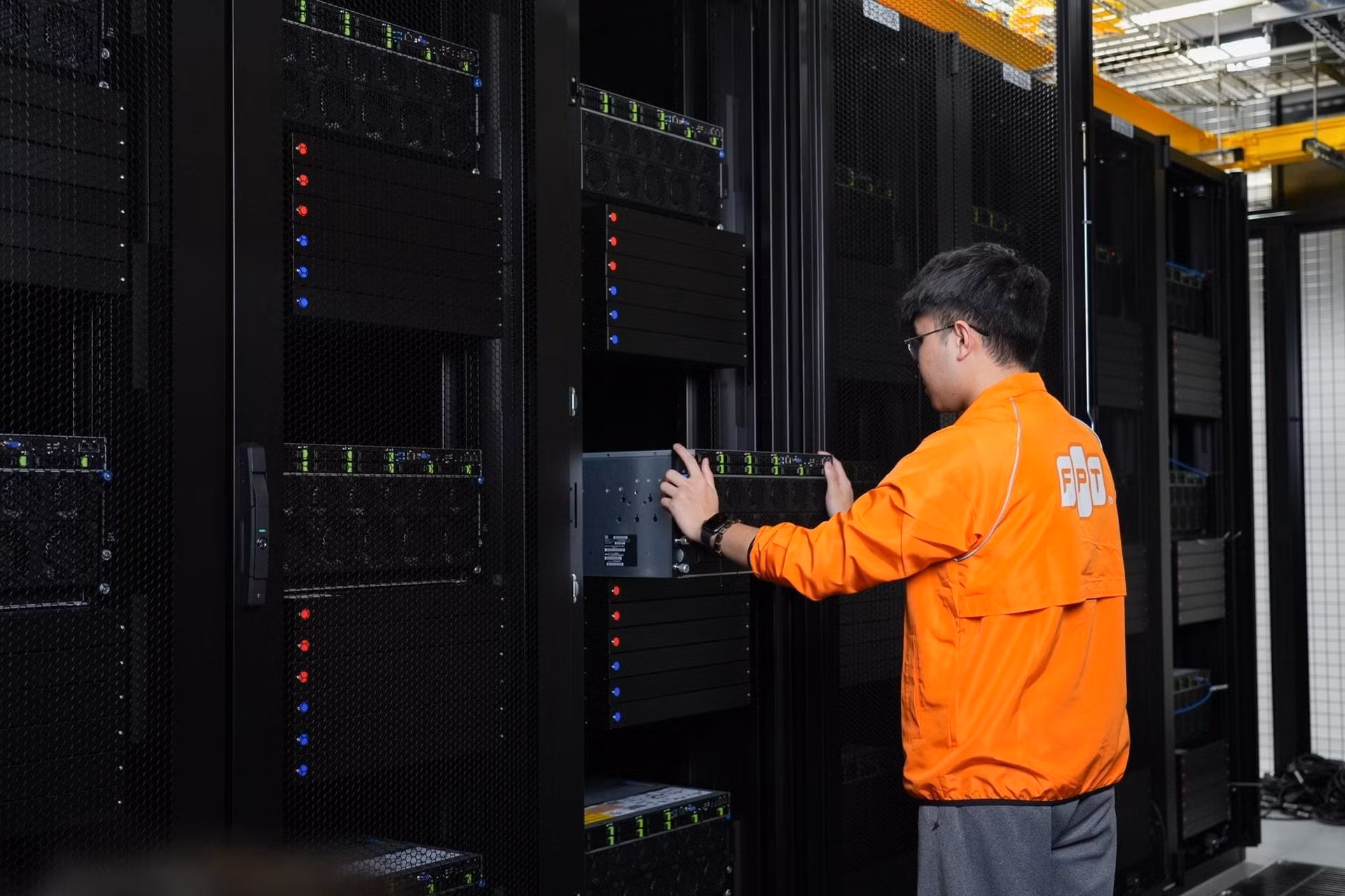 AI là công nghệ mũi nhọn trong chiến lược của FPT, được tích hợp vào mọi sản phẩm, giải pháp thuộc hệ sinh thái Made by FPT. Ảnh: FPT.