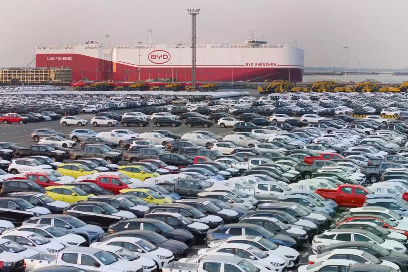 Các nhà sản xuất xe điện Trung Quốc, trong đó có BYD, đã dựa vào xuất khẩu bùng nổ để bù đắp cho doanh số bán hàng nội địa yếu kém. Ảnh: TNS.
