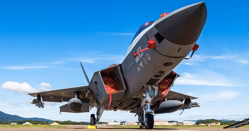 kf-21-boramae-dat-chuan-chien-dau-han-quoc-buoc-vao-cuoc-dua-tiem-kich-the-he-5-2.jpg