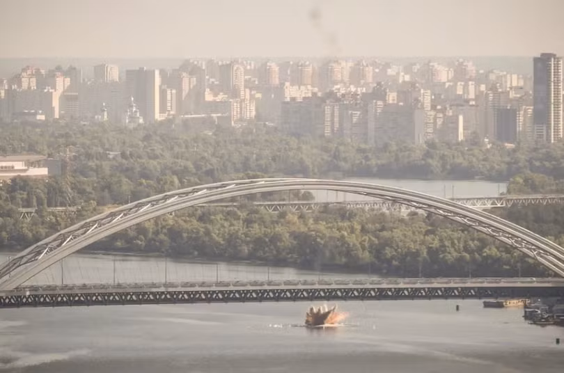 cac-cuoc-tan-cong-bang-drone-lam-dao-lon-cuoc-song-thuong-nhat-o-kiev-nhu-the-nao-4.png