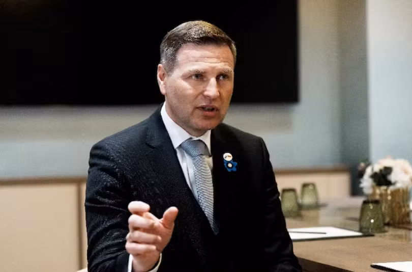 Bộ trưởng Quốc phòng Estonia, Hanno Pevkur, phát biểu trong một cuộc phỏng vấn tại Vilnius, Lithuania, ngày 16/4. Ảnh: Reuters.