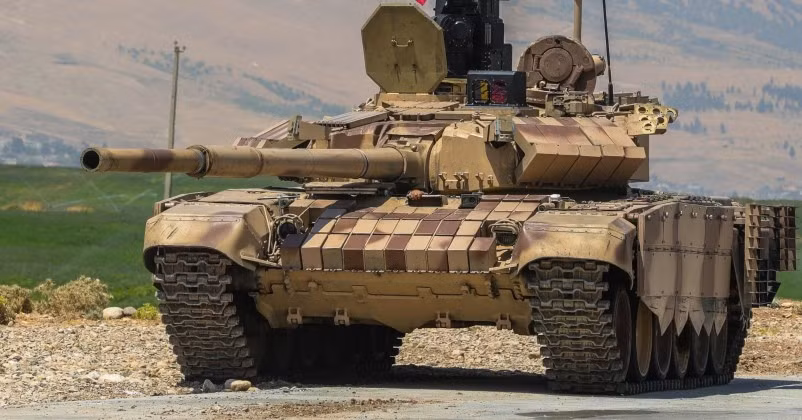 Xe tăng T-72S của Iran được hiện đại hóa trong nước. Ảnh: MW.