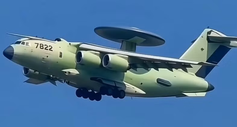 Nguyên mẫu máy bay cảnh báo sớm và kiểm soát trên không KJ-3000 của Trung Quốc. Ảnh: MW.