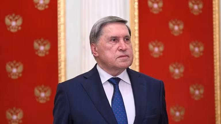 Ông Yury Ushakov, cố vấn của Tổng thống Nga, tại Điện Kremlin ở Moscow, Nga ngày 3/12. Ảnh: Sputnik.