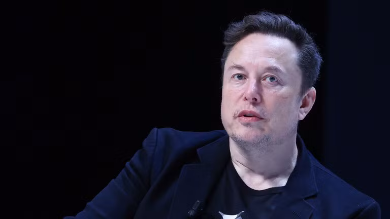 Elon Musk bị phát hiện từng trao đổi thư từ với tội phạm Jeffrey Epstein. Ảnh: Getty.