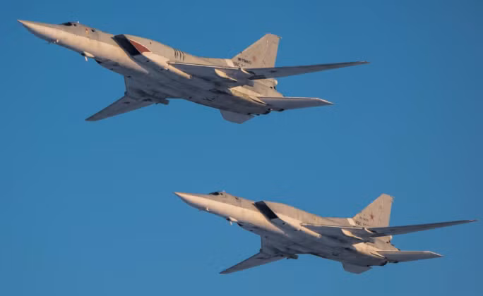 nga-dieu-oanh-tac-co-tu-22m3-tuan-tra-baltic-nato-dieu-tiem-kich-bam-sat-2.png