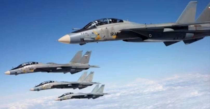 Máy bay chiến đấu F-14 của Không quân Iran. Ảnh: MW.