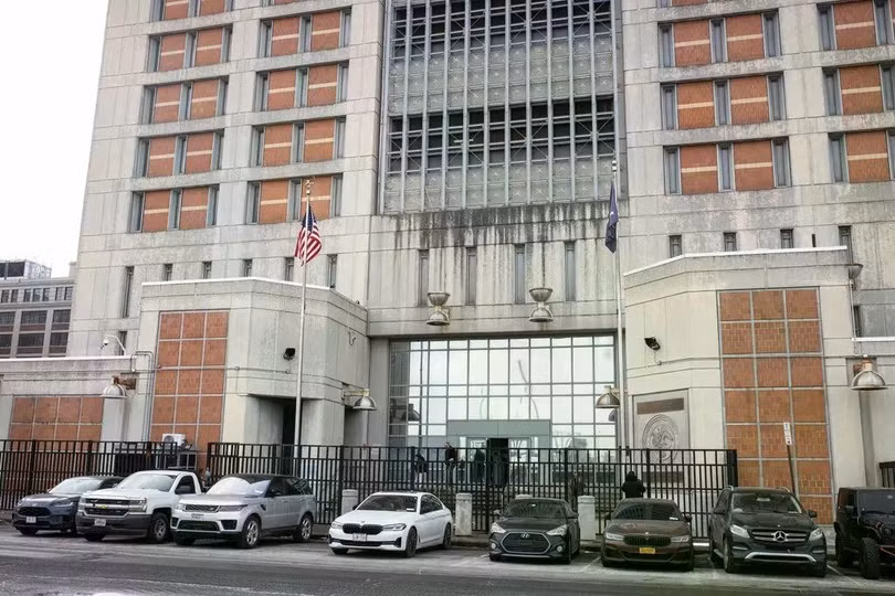 dia-nguc-tran-gian-ben-trong-nha-tu-brooklyn-noi-giam-giu-ong-maduro.jpg