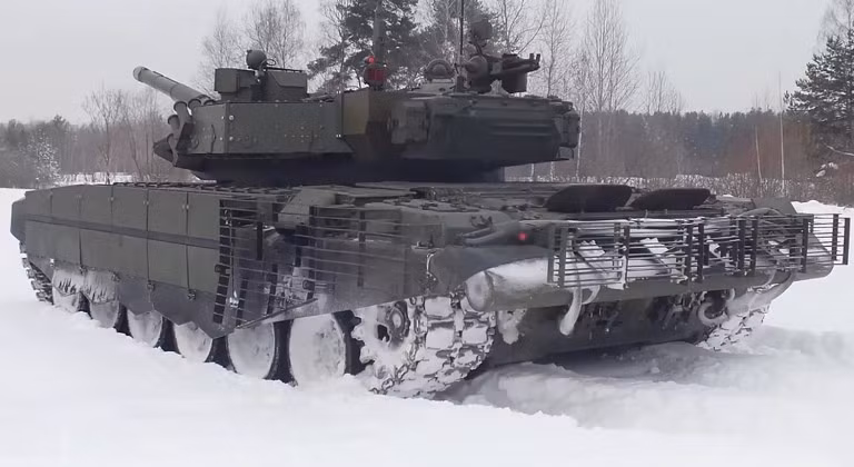 nga-cong-bo-cau-hinh-giap-hang-nang-moi-cho-xe-tang-t-90m-voi-he-thong-chong-uav-va-arena-m-2.jpg