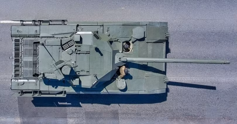 xe-tang-t-14-armata-tri-hoan-nhieu-nam-nga-van-tim-cach-hoan-thien-dua-tren-bai-hoc-chien-truong-ukraine-2682.jpg
