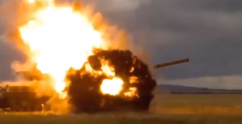 xe-tang-t-14-armata-tri-hoan-nhieu-nam-nga-van-tim-cach-hoan-thien-dua-tren-bai-hoc-chien-truong-ukraine-6693.jpg