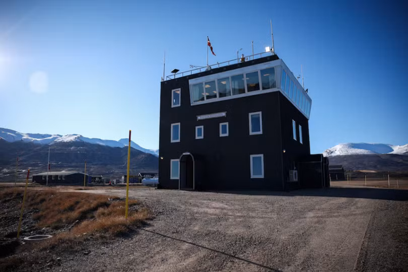 Toàn cảnh tiền đồn quân sự Mestersvig ở Mestersvig, Greenland, ngày 18/9. Ảnh: Reuters.