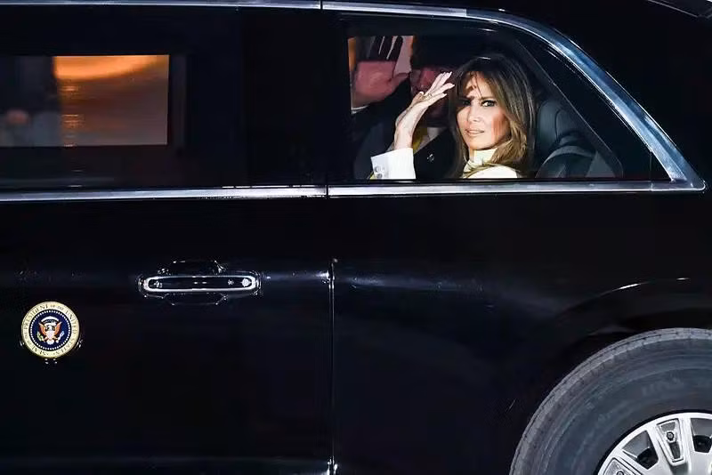 nhung-chi-tiet-bat-ngo-trong-20-ngay-lich-su-cua-ba-melania-trump-2.jpg