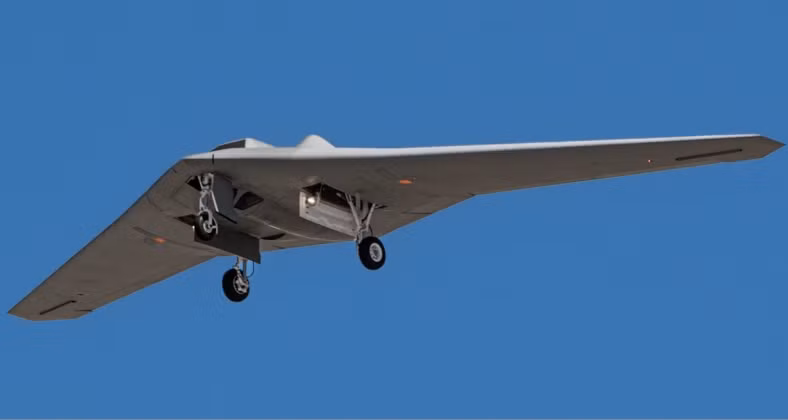 Máy bay không người lái trinh sát tàng hình RQ-170 của Mỹ. Ảnh: MW.