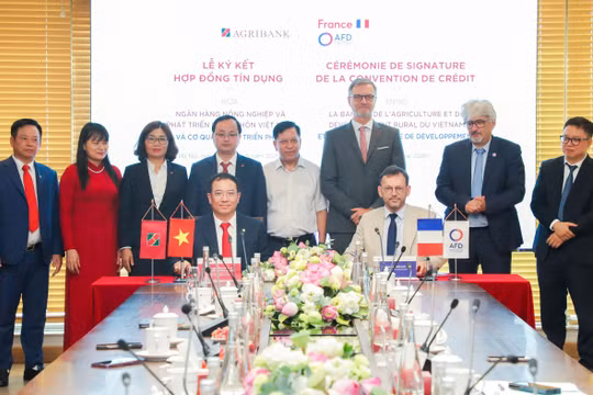 Agribank ký kết hợp đồng tín dụng hạn mức tài chính khí hậu với Cơ quan Phát triển Pháp