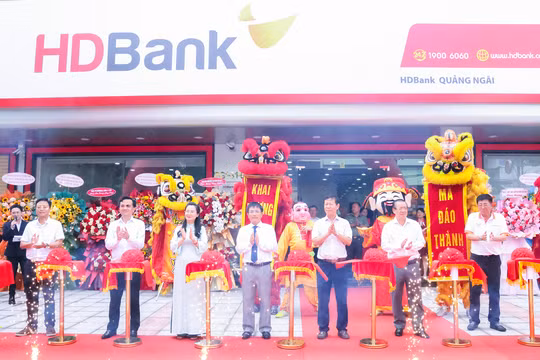 HDBank Quảng Ngãi mở rộng điểm phục vụ tại trung tâm Cẩm Thành