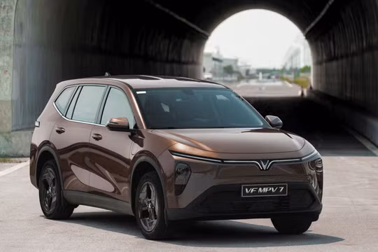 VF MPV 7 dưới góc nhìn người dùng: Rộng cho gia đình, tiết kiệm cho ví tiền
