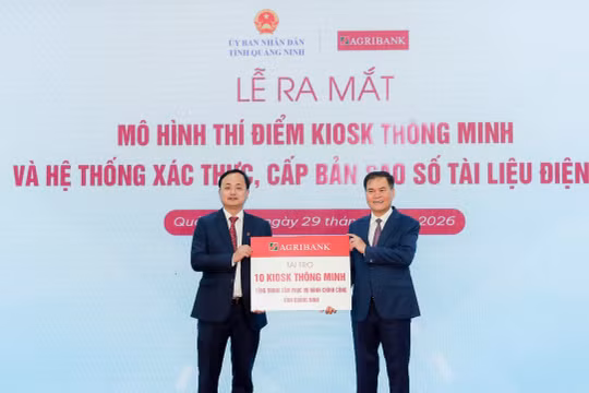 Agribank đồng hành cùng Quảng Ninh triển khai mô hình Kiosk thông minh: Đưa hành chính số tới các đặc khu, hải đảo