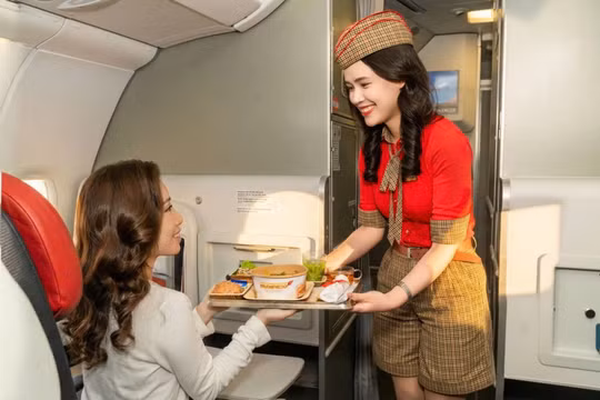 Chào Châu Âu, Vietjet tung 12 triệu vé ưu đãi toàn mạng bay