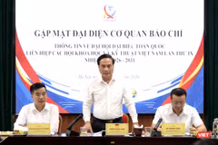 PGS.TS Phạm Ngọc Linh, Phó Chủ tịch VUSTA chủ trì họp báo thông tin về Đại hội đại biểu toàn quốc Liên hiệp các Hội Khoa học và Kỹ thuật Việt Nam lần thứ IX, nhiệm kỳ 2026-2031.