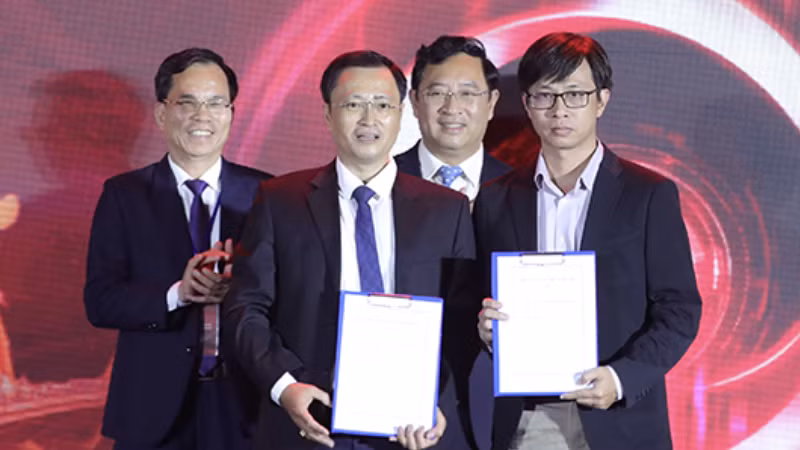 Trung tâm Hỗ trợ Khởi nghiệp Sáng tạo Đà Nẵng (DISSC) và GOE Alliance đã ký kết thỏa thuận hợp tác triển khai Open Innovation Framework (OIF) đầu tiên tại Việt Nam.