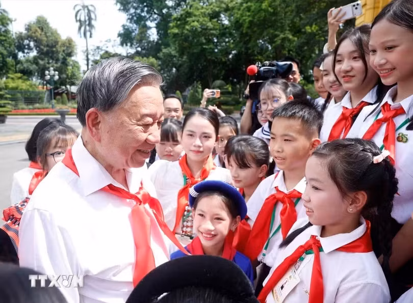 tbt-ctn-voi-thieu-nhi.jpg