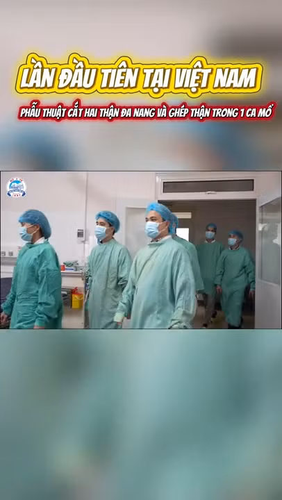Khối u thận đa nang nặng gần 10 kg được lấy ra từ cơ thể bệnh nhân.