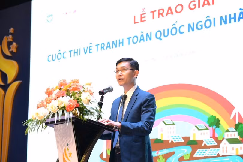 Nhà báo Bùi Văn Khương , Tổng Biên tập Tạp chí Trẻ em Việt Nam, Trưởng Ban Tổ chức cuộc thi. Ảnh: BTC.