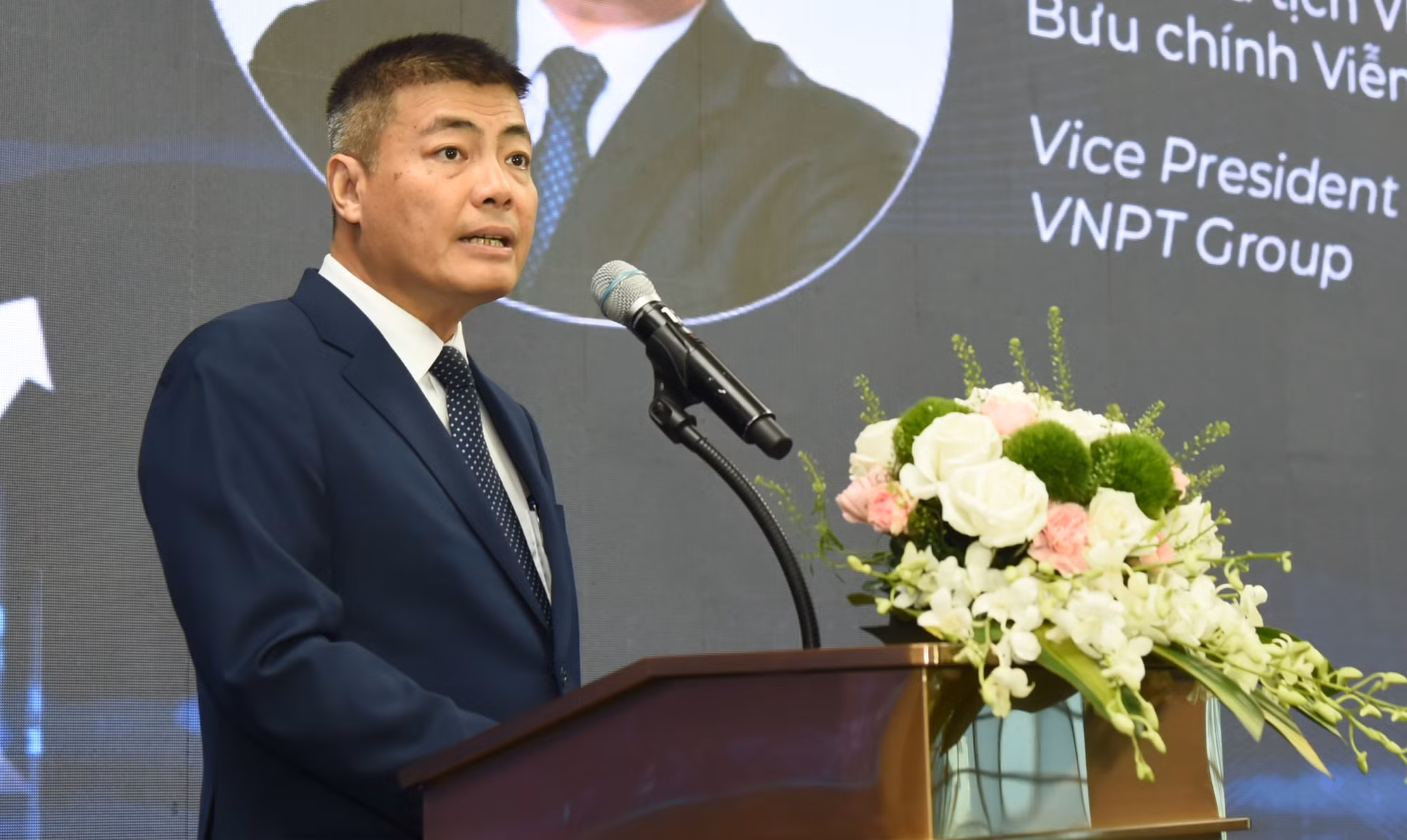 ong-ngo-dien-hy.jpg