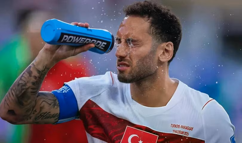 hakan-calhanoglu.jpg